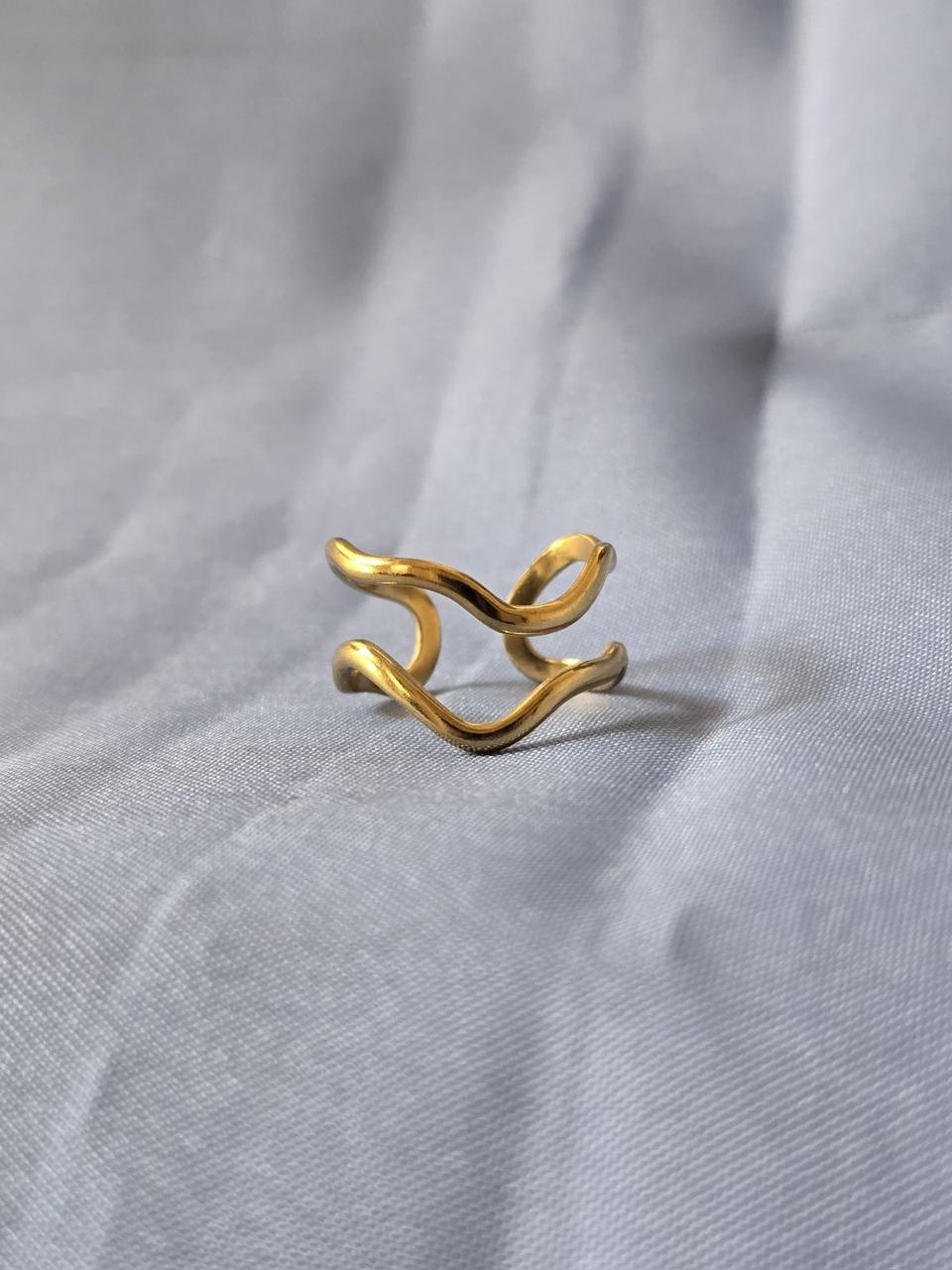Aurera Ring